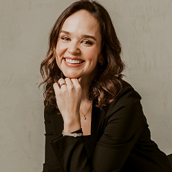Laís Fernandes Romanato