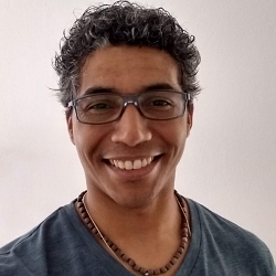 Olavo Vicente Neto