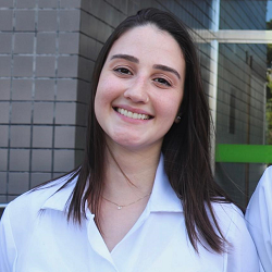 Thayze M. Marques Torbes